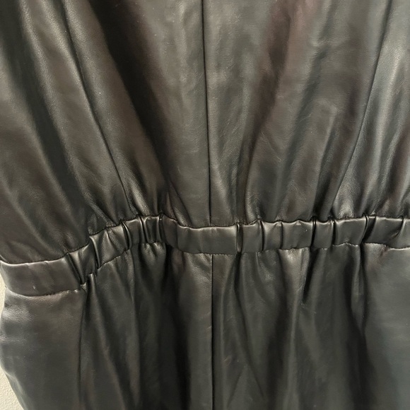 Evereve Black Sleek Jumpsuit - Picture 5 of 9